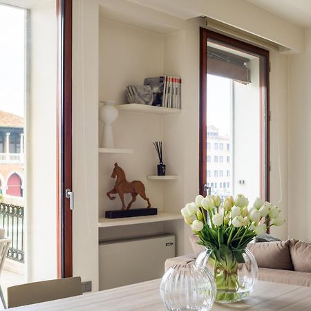 Grand Canal Luxury Apartment With Terrace R&R Venecia Exterior foto