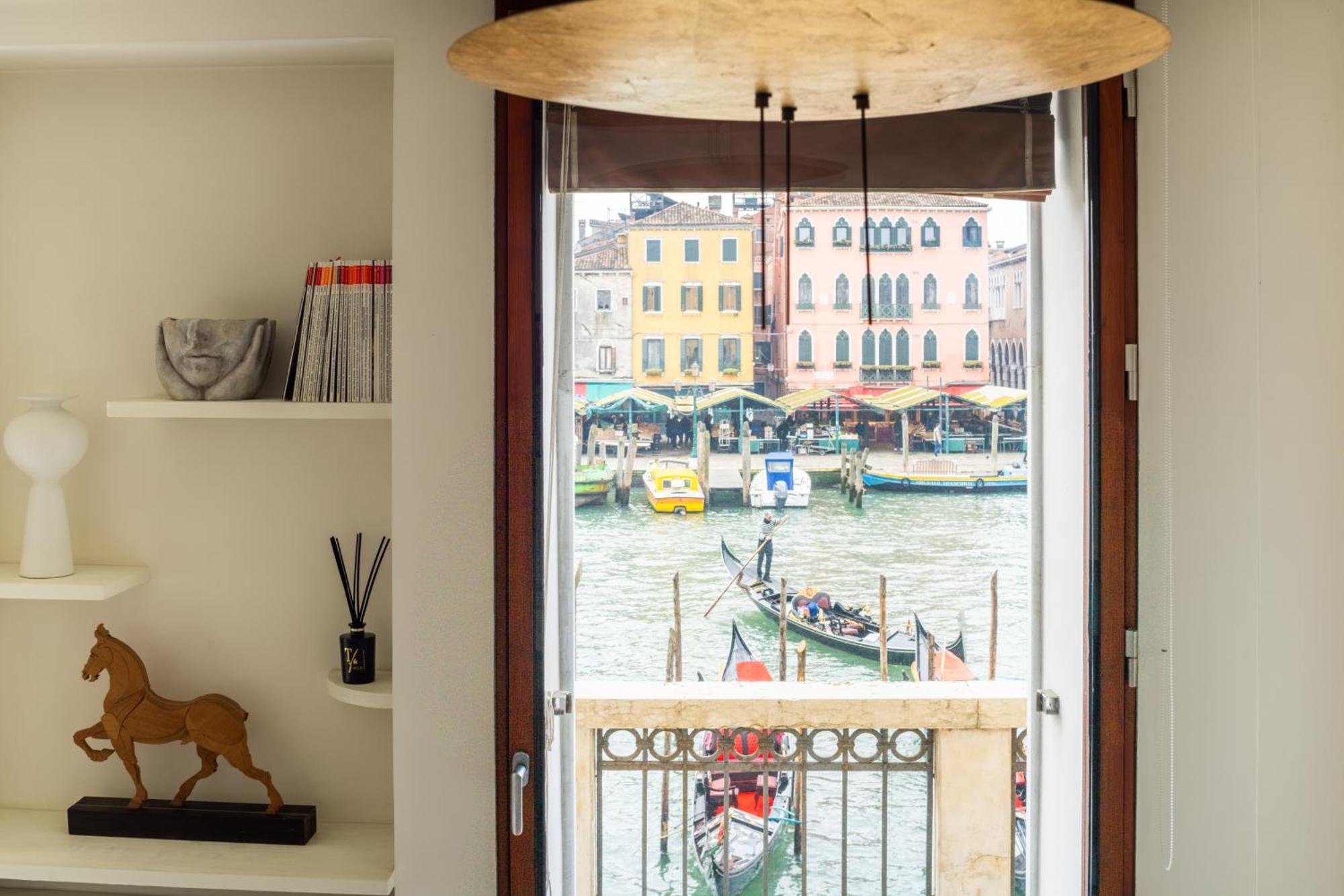 Grand Canal Luxury Apartment With Terrace R&R Venecia Exterior foto
